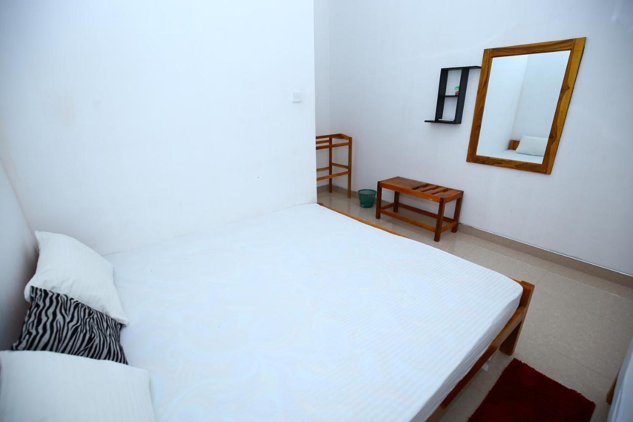 Hotel Amadi Rest Kataragama Exterior foto